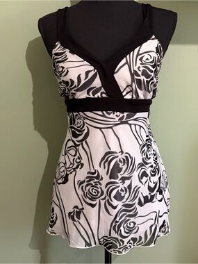 Tempted Black & White Floral V-Neck Top